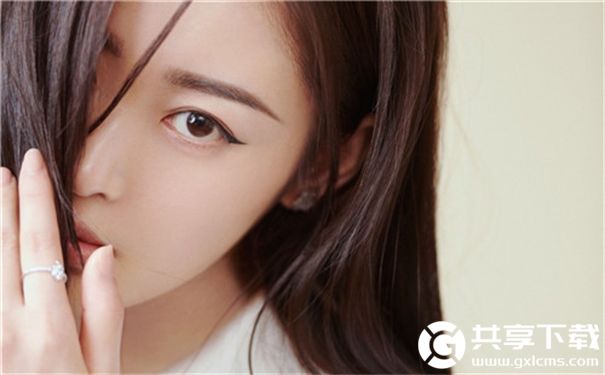 秋葵草莓芭乐奶茶